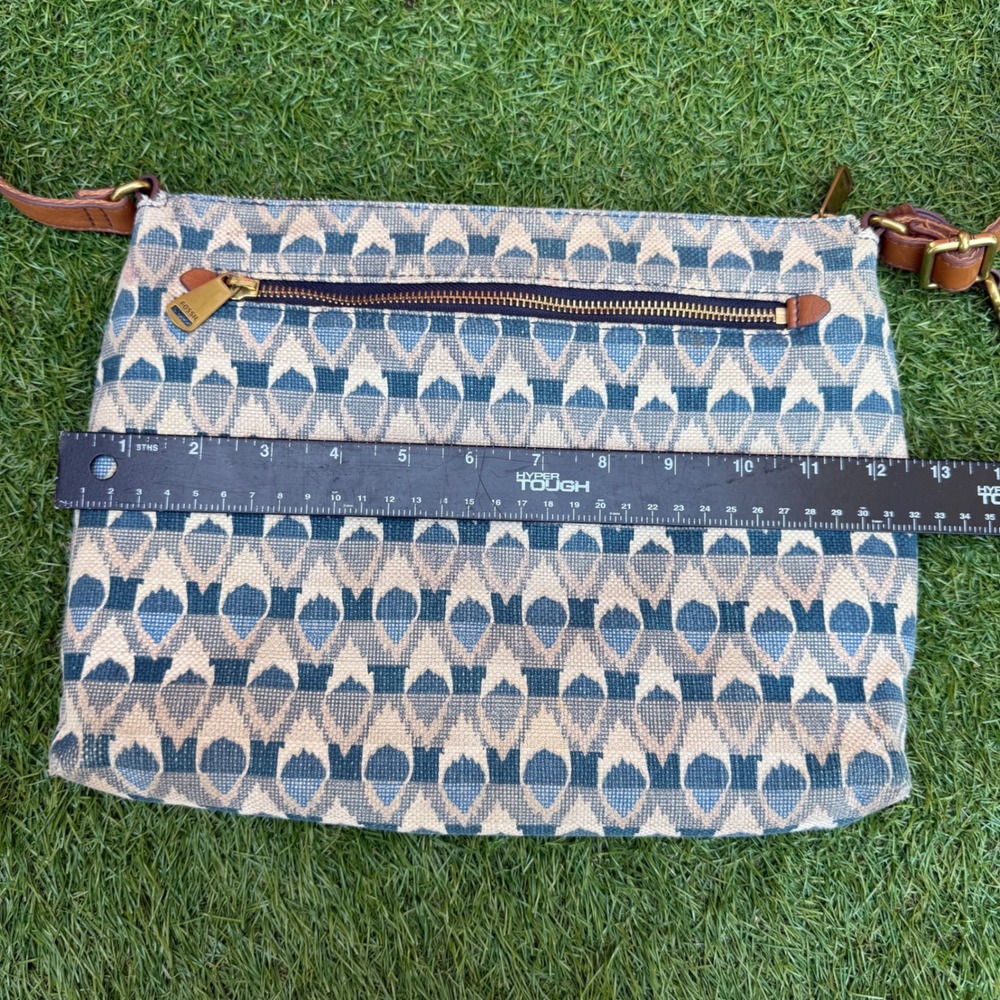 Fossil Kinley Crossbody Purse Front‎ Flap Pocket Blue Aztec Fabric Tan Leather - Picture 9 of 10
